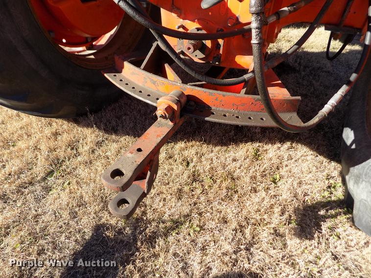 image for item DY9162 Case 1030 Comfort King tractor