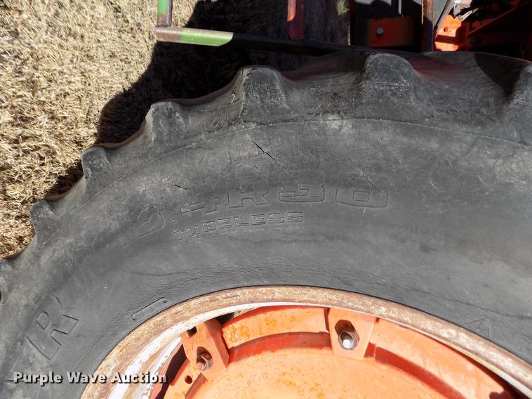 image for item DY9162 Case 1030 Comfort King tractor