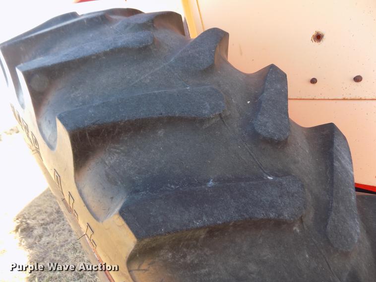 image for item DY9162 Case 1030 Comfort King tractor