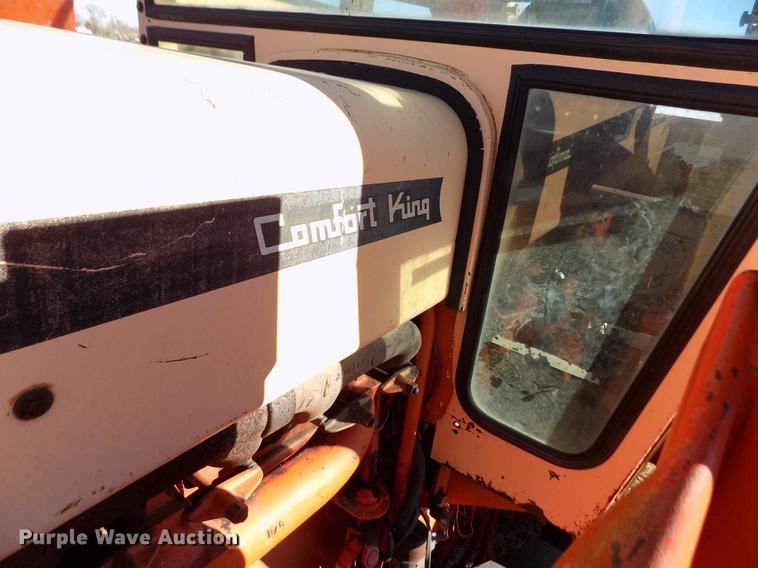 image for item DY9162 Case 1030 Comfort King tractor