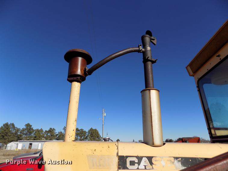 image for item DY9162 Case 1030 Comfort King tractor