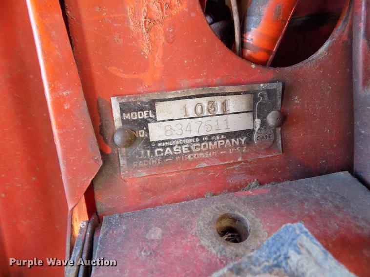 image for item DY9162 Case 1030 Comfort King tractor