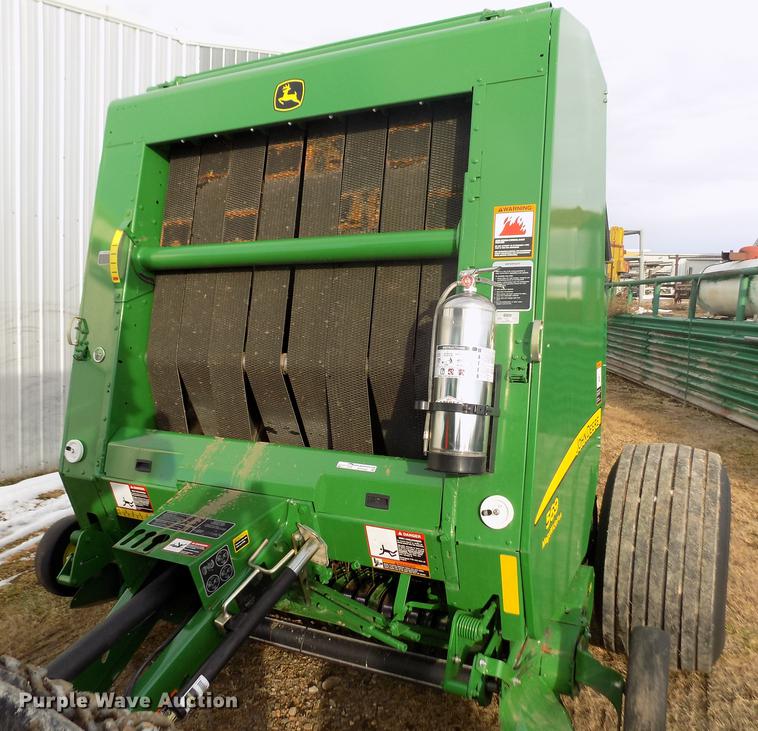 image for item DY9163 2013 John Deere 569 Mega Wide Plus round baler