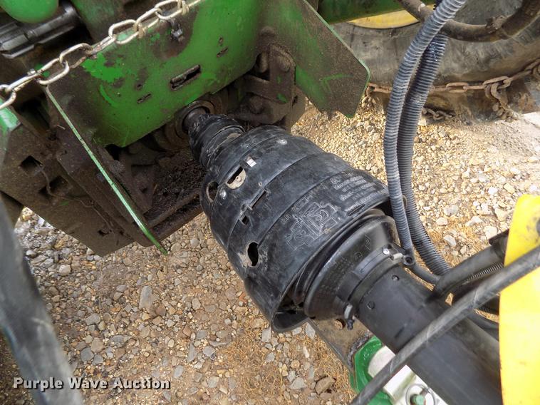 image for item DY9163 2013 John Deere 569 Mega Wide Plus round baler