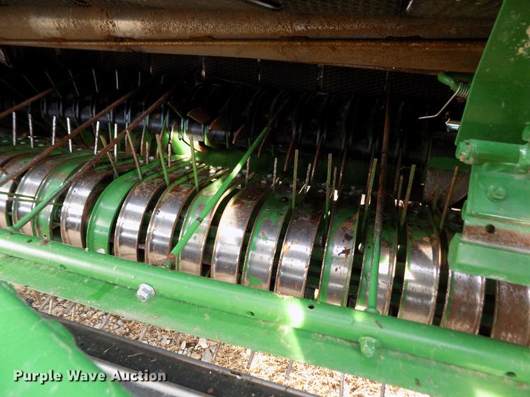 image for item DY9163 2013 John Deere 569 Mega Wide Plus round baler
