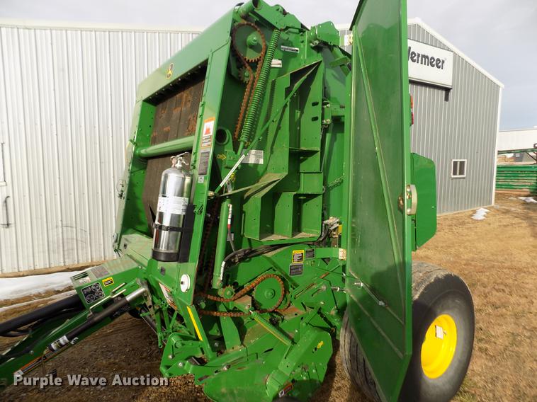 image for item DY9163 2013 John Deere 569 Mega Wide Plus round baler