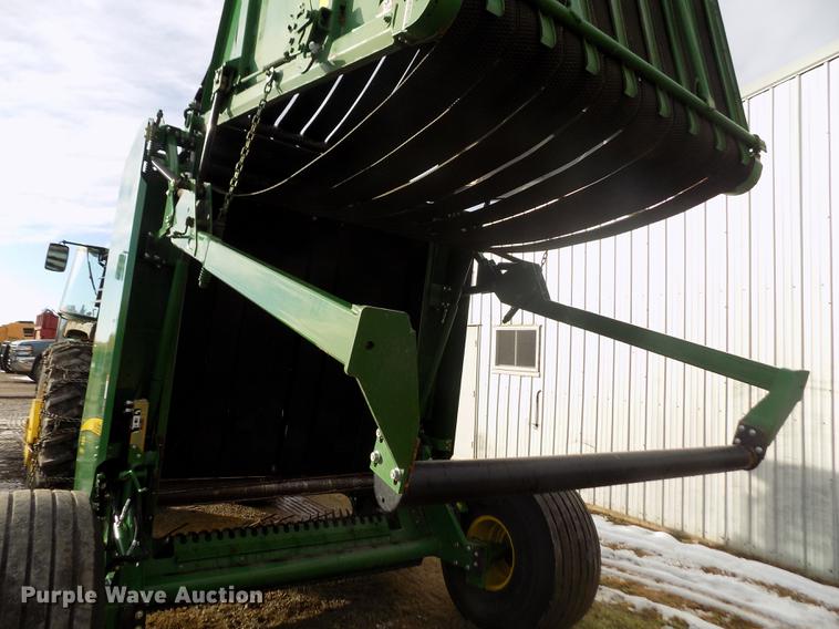 image for item DY9163 2013 John Deere 569 Mega Wide Plus round baler