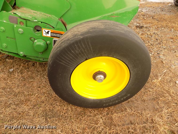 image for item DY9163 2013 John Deere 569 Mega Wide Plus round baler