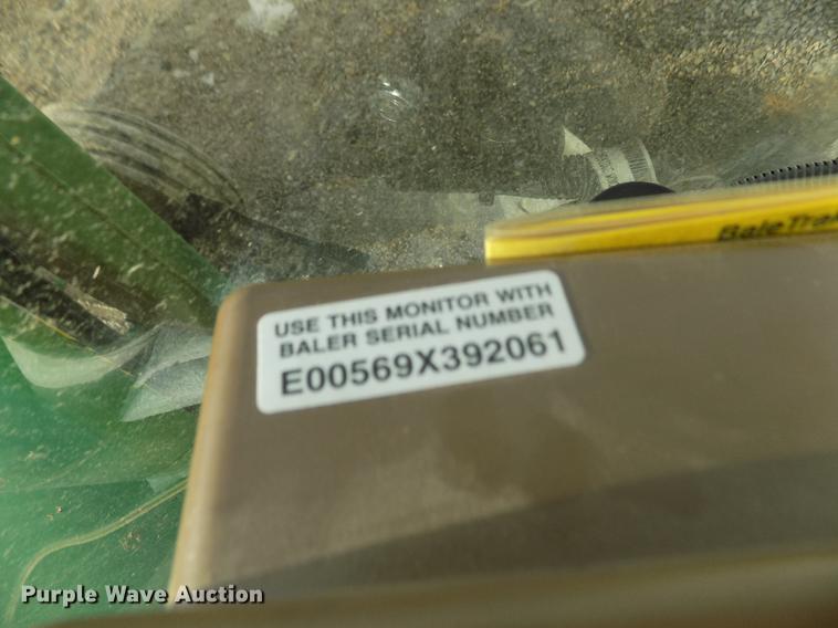 image for item DY9163 2013 John Deere 569 Mega Wide Plus round baler