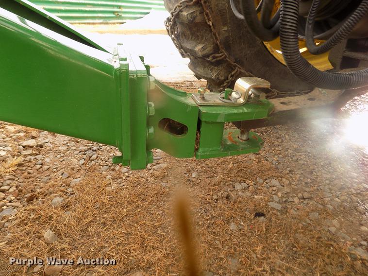 image for item DY9163 2013 John Deere 569 Mega Wide Plus round baler