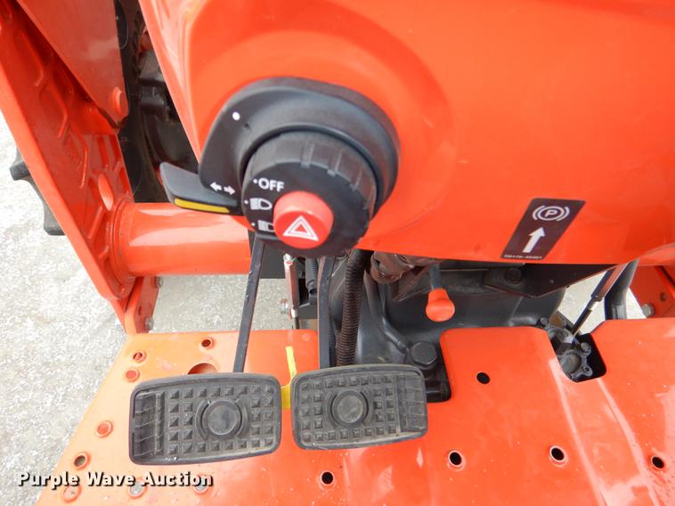 image for item EA9024 2017 Kubota MX5200 tractor