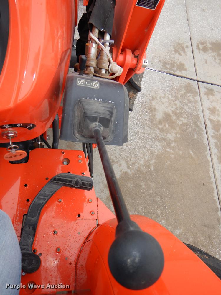 image for item EA9024 2017 Kubota MX5200 tractor