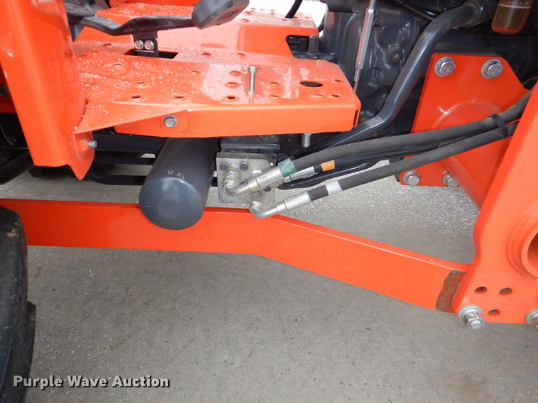 image for item EA9024 2017 Kubota MX5200 tractor