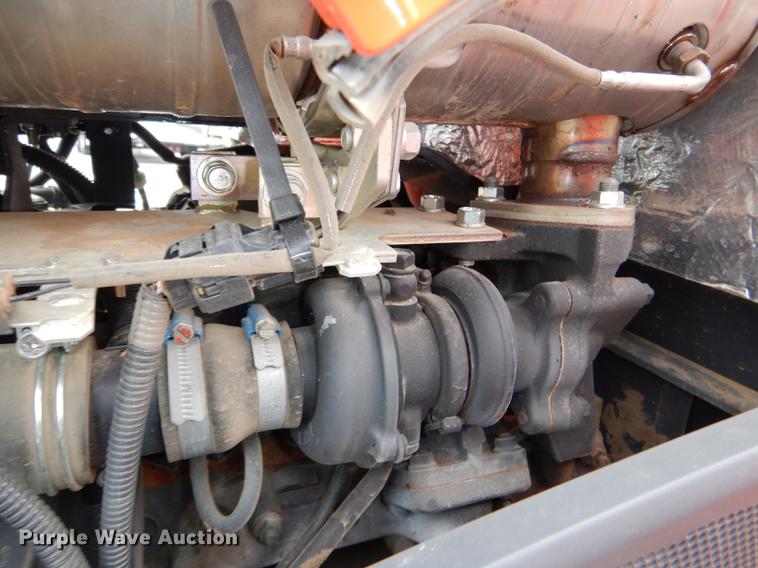 image for item EA9024 2017 Kubota MX5200 tractor