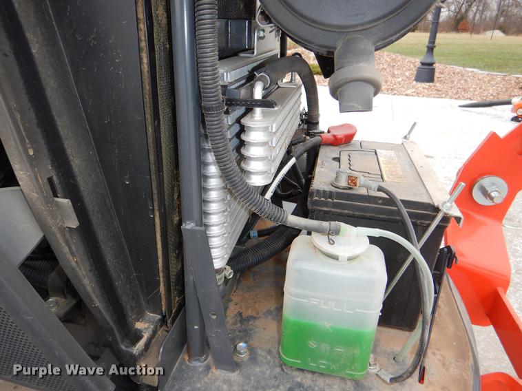 image for item EA9024 2017 Kubota MX5200 tractor