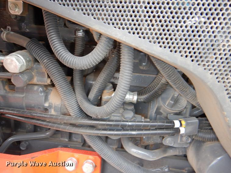 image for item EA9024 2017 Kubota MX5200 tractor