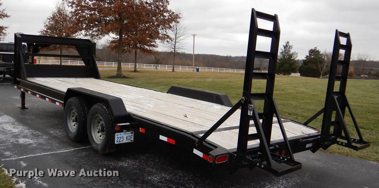 image for item EA9028 2016 Lamar equipment trailer