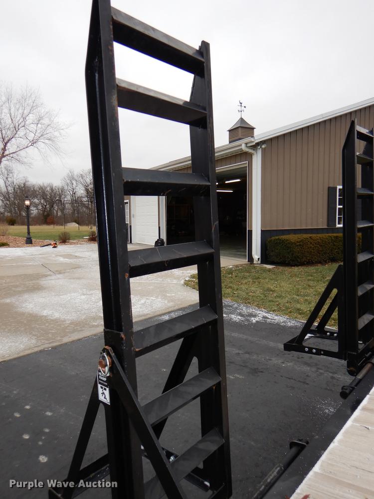 image for item EA9028 2016 Lamar equipment trailer