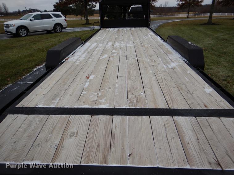 image for item EA9028 2016 Lamar equipment trailer