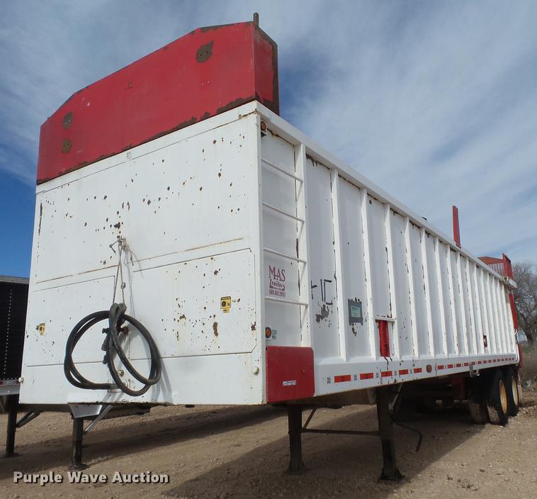 image for item EI9693 2014 Mas silage trailer