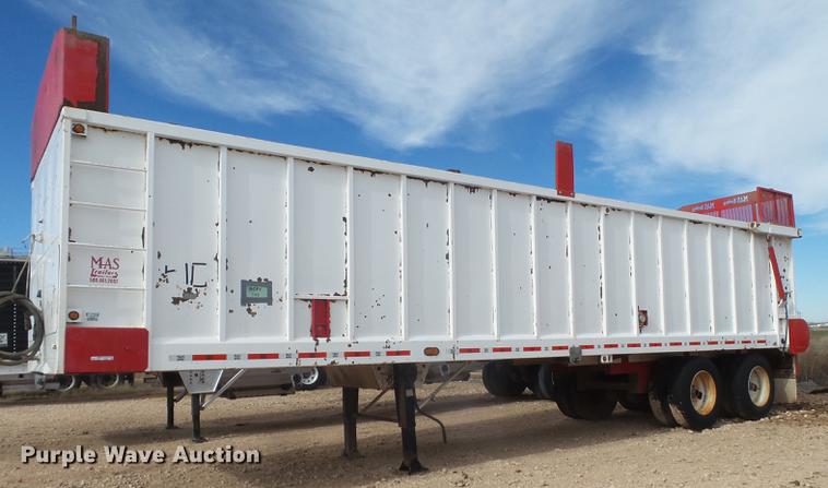 image for item EI9693 2014 Mas silage trailer