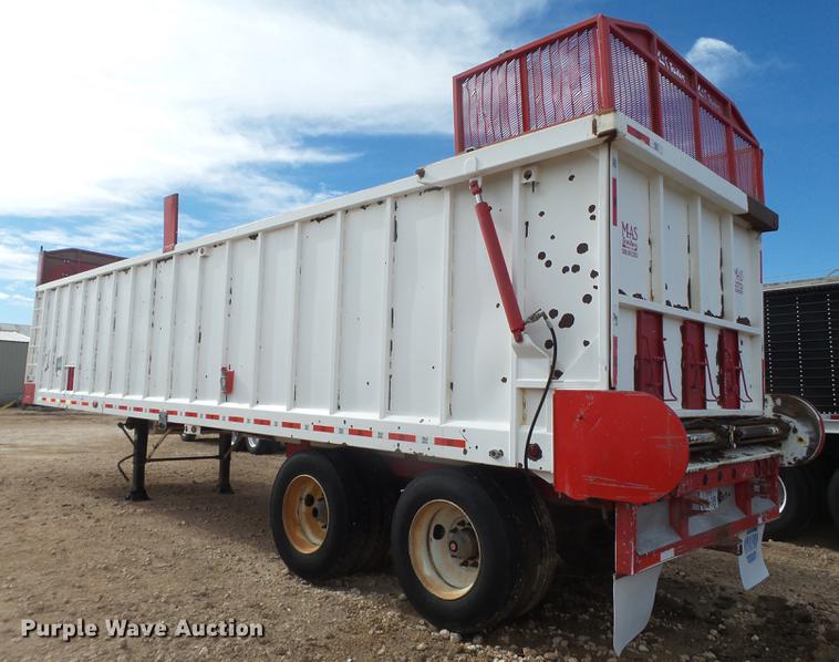 image for item EI9693 2014 Mas silage trailer