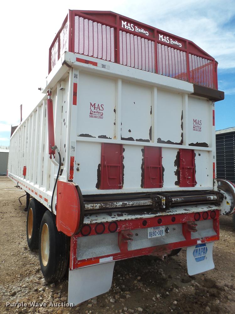 image for item EI9693 2014 Mas silage trailer