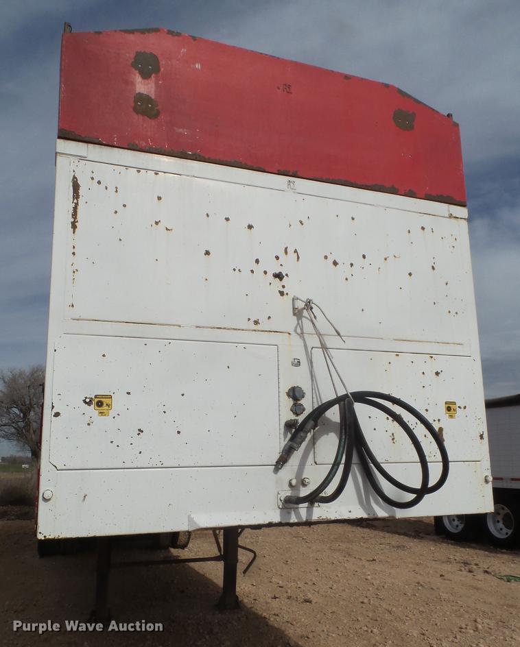 image for item EI9693 2014 Mas silage trailer