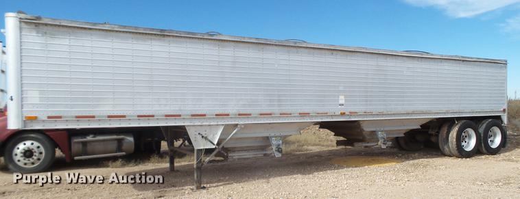 image for item EI9694 1995 Wilson DWH-40 double hopper bottom grain trailer