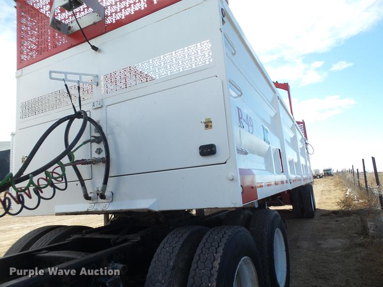 image for item EI9695 2016 Mas silage trailer