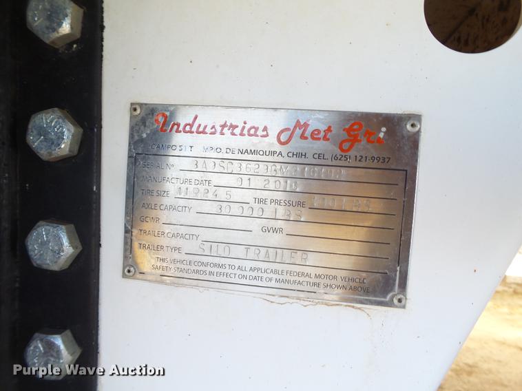 image for item EI9695 2016 Mas silage trailer