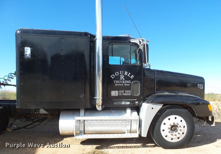image for item EI9697 1993 Freightliner FLD semi truck