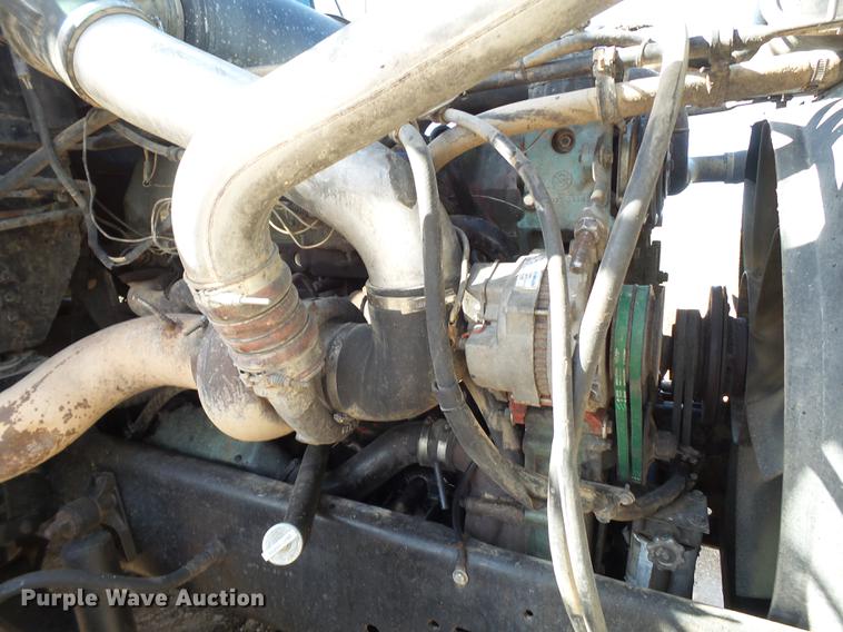 image for item EI9697 1993 Freightliner FLD semi truck