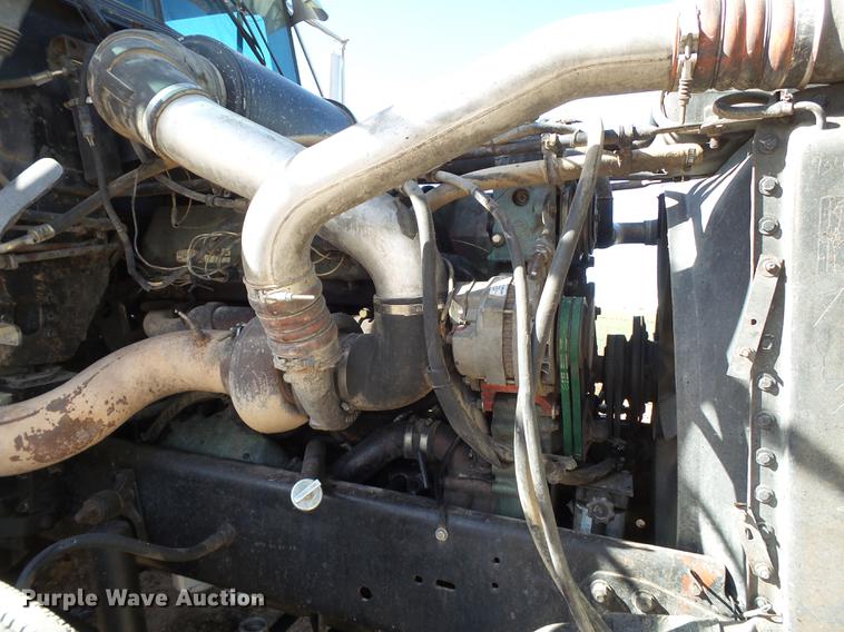 image for item EI9697 1993 Freightliner FLD semi truck