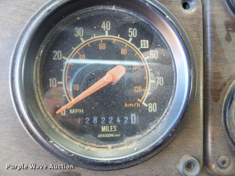 image for item EI9697 1993 Freightliner FLD semi truck