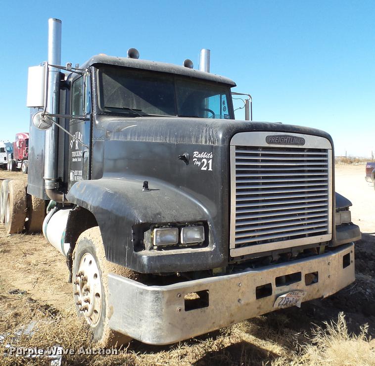 image for item EI9698 1995 Freightliner FLD semi truck