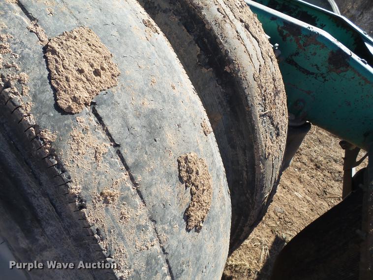 image for item EI9698 1995 Freightliner FLD semi truck