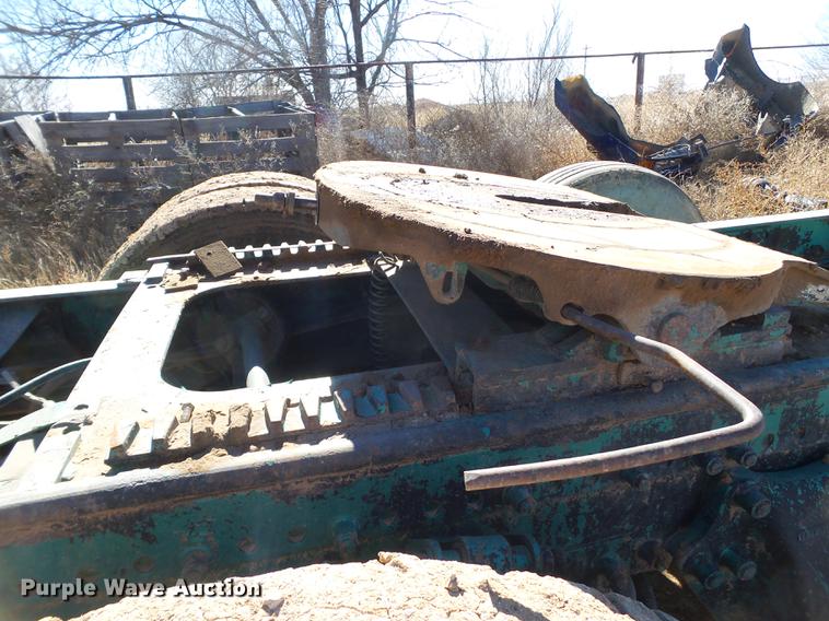 image for item EI9698 1995 Freightliner FLD semi truck