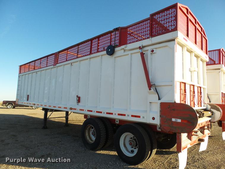 image for item EI9707 2014 Mas silage trailer