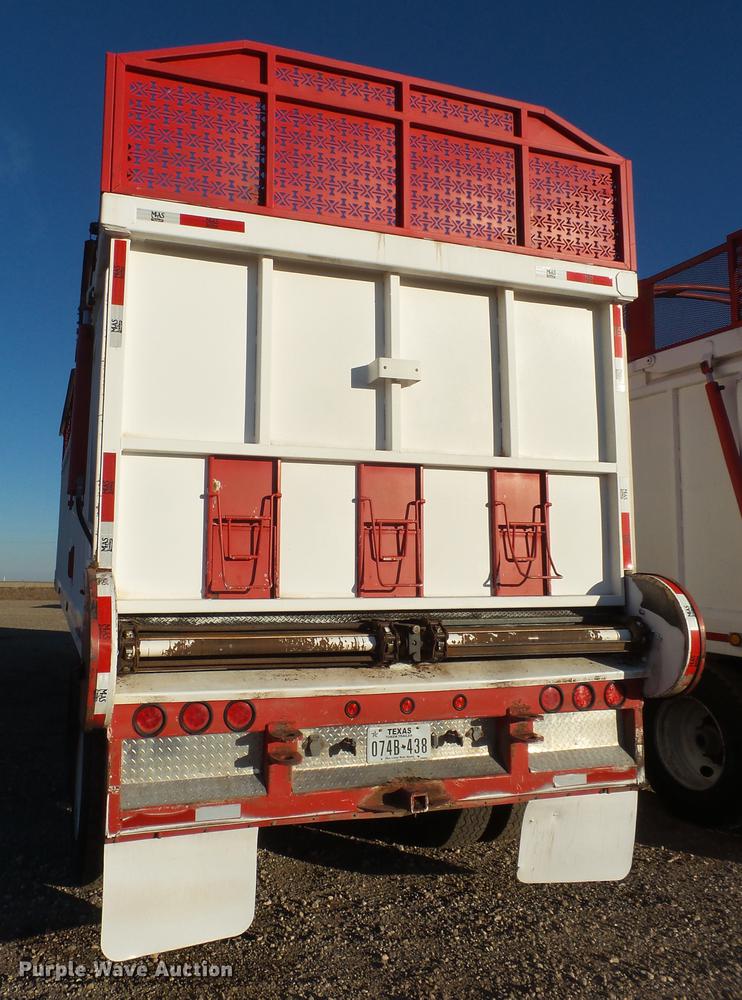 image for item EI9707 2014 Mas silage trailer