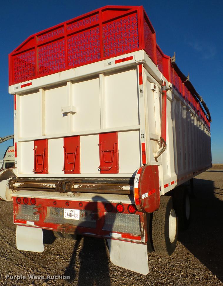 image for item EI9707 2014 Mas silage trailer