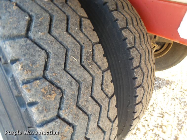 image for item EI9707 2014 Mas silage trailer