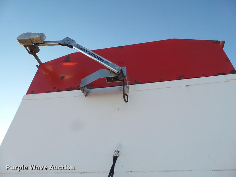 image for item EI9707 2014 Mas silage trailer