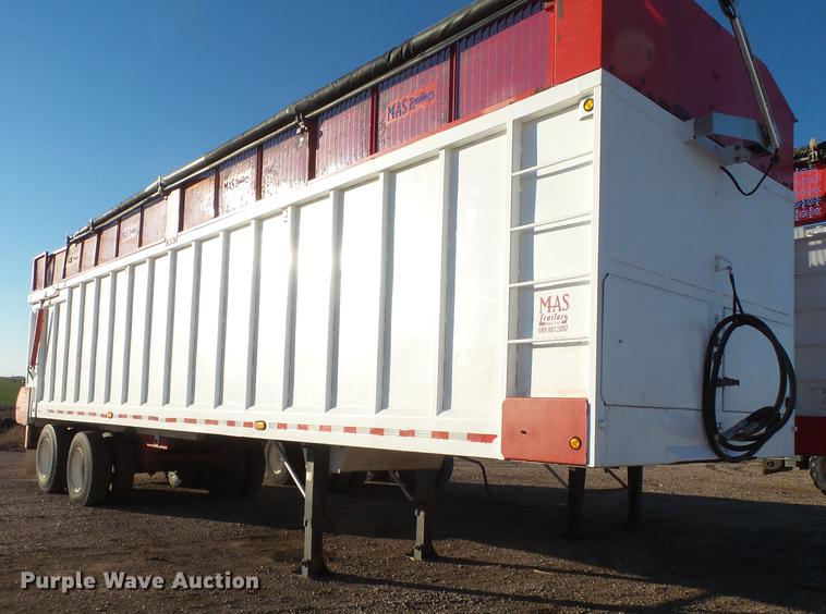 image for item EI9708 2014 Mas silage trailer