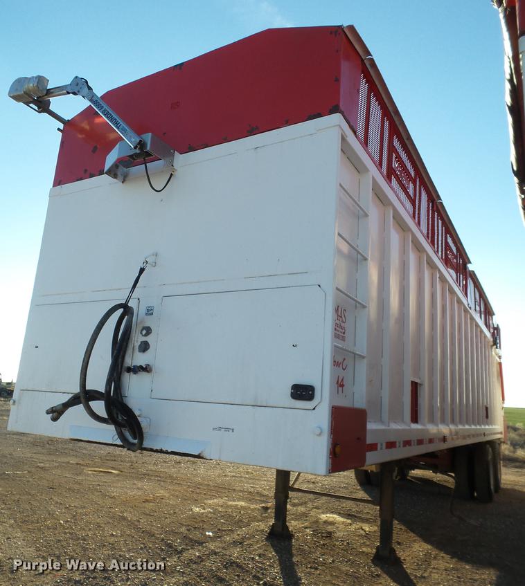 image for item EI9708 2014 Mas silage trailer