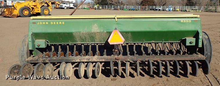 image for item EM9385 John Deere 8350 grain drill