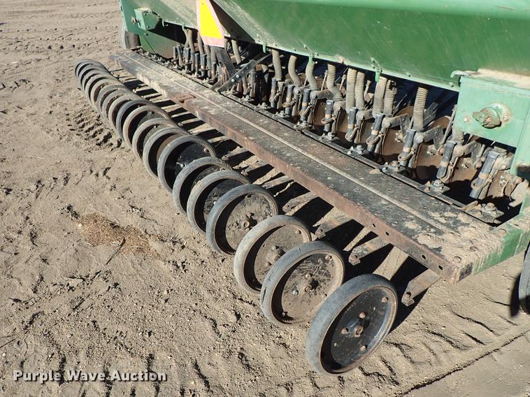 image for item EM9385 John Deere 8350 grain drill