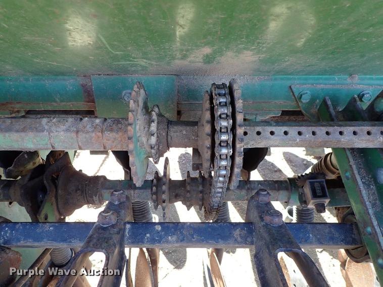 image for item EM9385 John Deere 8350 grain drill