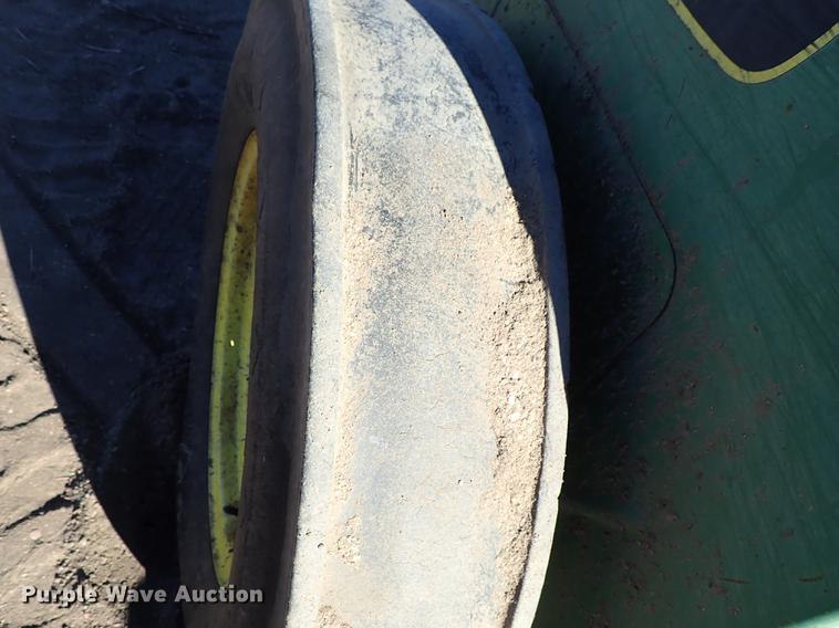 image for item EM9385 John Deere 8350 grain drill