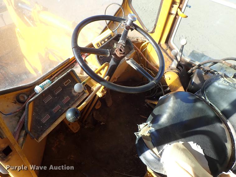 image for item EM9389 Clark 75B wheel loader